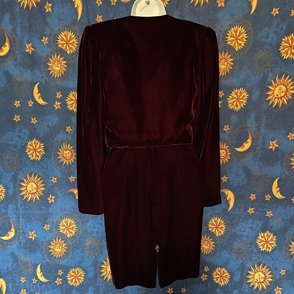 Velvet 2 piece Sunny Choi dress and jacket - Picture 2 of 14